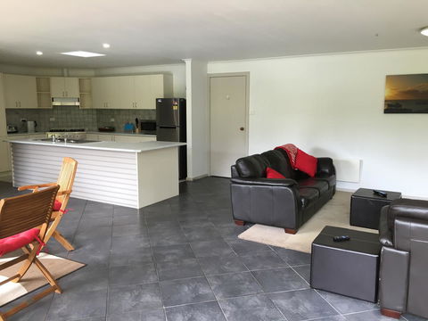 Island Breeze Motel - Sydneys Hotel 3