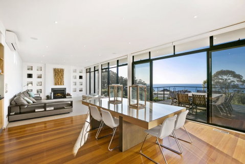 Newhaven Luxury Family Home With Bay Views, Large Pool, Jacuzzi, Tennis Court, Playground - Sydneys Hotel 1