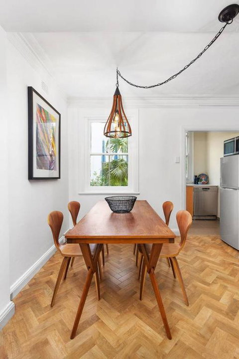 Newly Renovated Potts Point 2BR Art Deco - Sydneys Hotel 3
