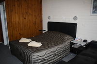 Book Nhill Accommodation Vacations Sydneys Hotel Sydneys Hotel