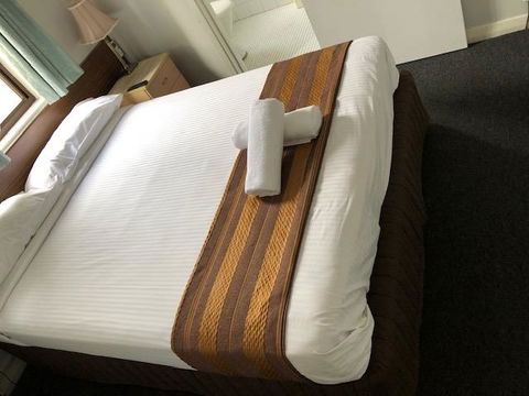 Normandie Inn And Function Centre - Sydneys Hotel 1