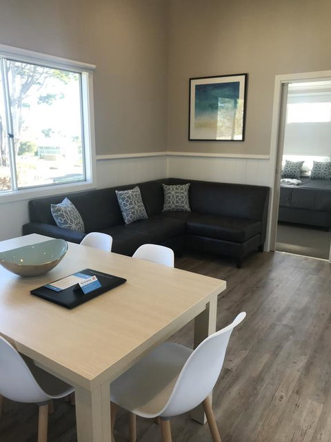 NRMA Portland Bay Holiday Park - Sydneys Hotel 1