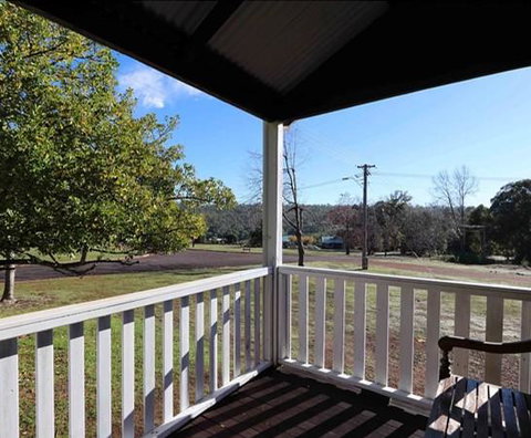 Nyamup Cottage 8 - Sydneys Hotel 2