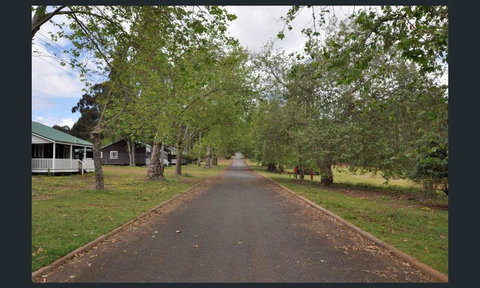 Nyamup Cottage 8 - Sydneys Hotel 0