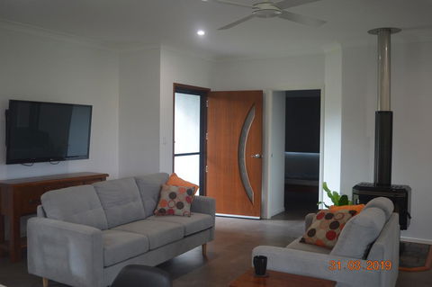 Nyleta Lodge - Sydneys Hotel 1