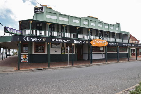 O'Dowds Hotel/Motel Rockhampton - Sydneys Hotel 0