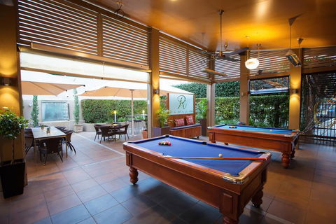 O'Shea's Royal Hotel - Sydneys Hotel 0