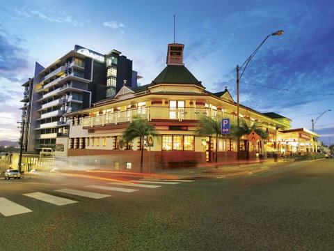 Oaks Gladstone Grand Hotel - Sydneys Hotel 3
