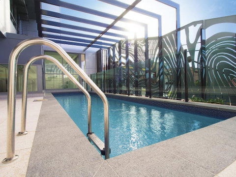 Oaks Gladstone Grand Hotel - Sydneys Hotel 0