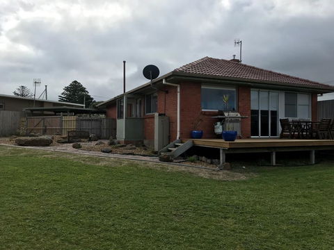 OCEAN BREEZE - Sydneys Hotel 1