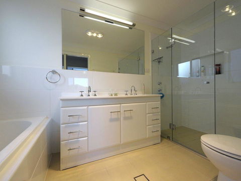 Ocean View Oasis@Fingal Bay - Sydneys Hotel 0