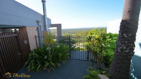 One Mile Ridge No.19 - Sydneys Hotel 1