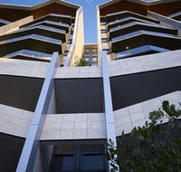 ONE OAK 693I - Sydneys Hotel
