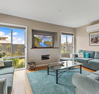 Ontario Way 1 Burrill Lake - Sydneys Hotel