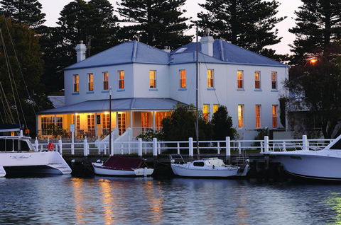 Oscars Waterfront Boutique Hotel - Sydneys Hotel 3
