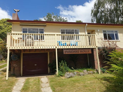 Pandani House - Sydneys Hotel 0