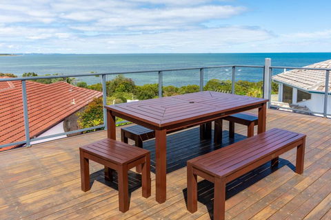 Panoramic Views From Private Roof Top Deck - Sydneys Hotel 1