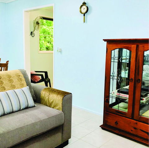 Paradise Eco Unit - Sydneys Hotel 1