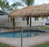Paringa Caravan Park - Sydneys Hotel