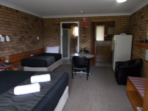 Park House Motor Inn - Sydneys Hotel 0