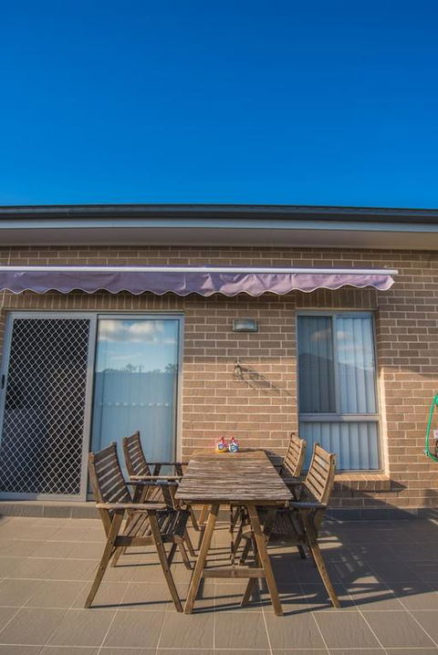 PEACEFUL 2Kingbed RootyHill Townhouse Near Station - Sydneys Hotel 3