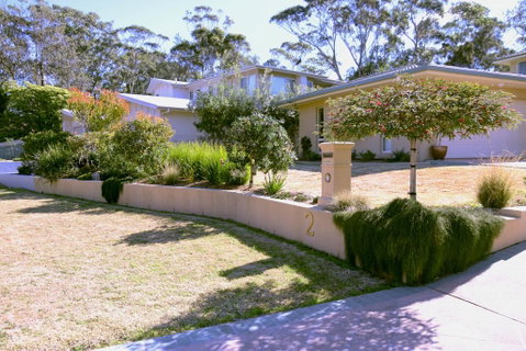 Pelican Beach House Narrawallee - Sydneys Hotel 3