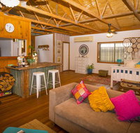 Peppercorn Cabin - Sydneys Hotel