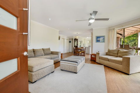 Perfect Family Escape In Mountain Creek - Sydneys Hotel 1