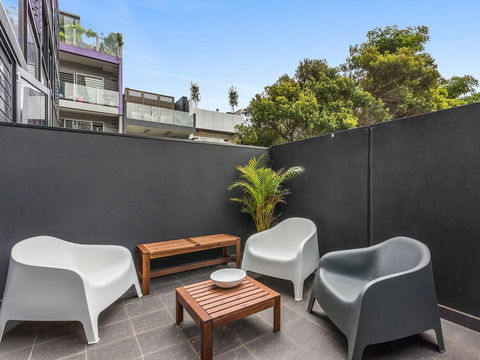 PERFECTLY PRAHRAN - Your Mecca Of Social And Style - Sydneys Hotel 3