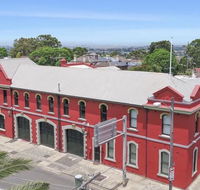 Petersham Firestation Paradise - Sydneys Hotel