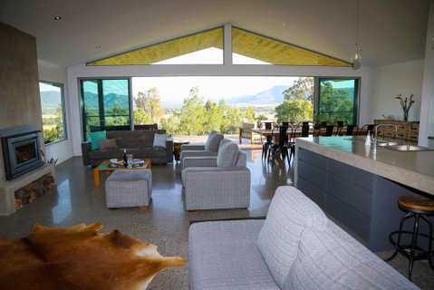 Pindara - Sydneys Hotel 2