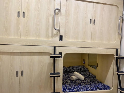 Pod Bed Coogee Beachside - Sydneys Hotel 1