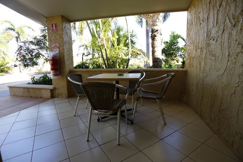 Point Samson Resort - Sydneys Hotel 2