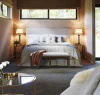 Pretty Beach House - Sydneys Hotel