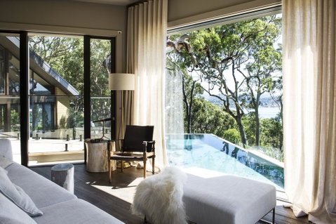 Pretty Beach House - Sydneys Hotel 2