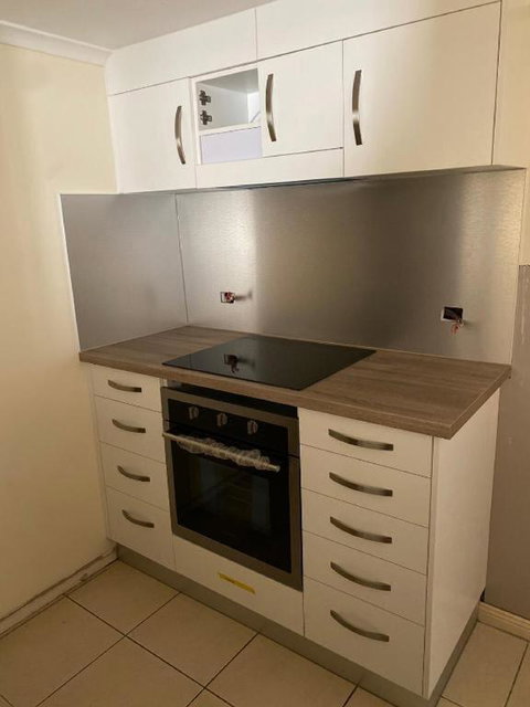 Private Abode And Handy Location With A Pool - Sydneys Hotel 3