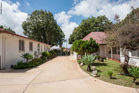 Pure Land Guest House - Sydneys Hotel 2
