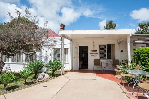 Pure Land Guest House - Sydneys Hotel 1