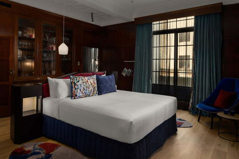 QT Sydney - Sydneys Hotel 2