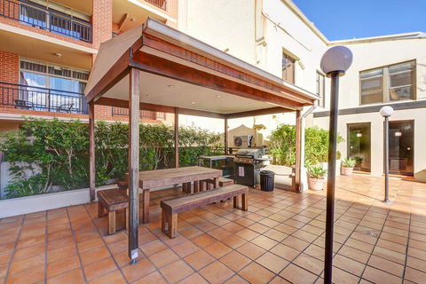 Quality Suites Camperdown - Sydneys Hotel 2