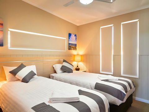 RAC Cervantes Holiday Park - Sydneys Hotel 3