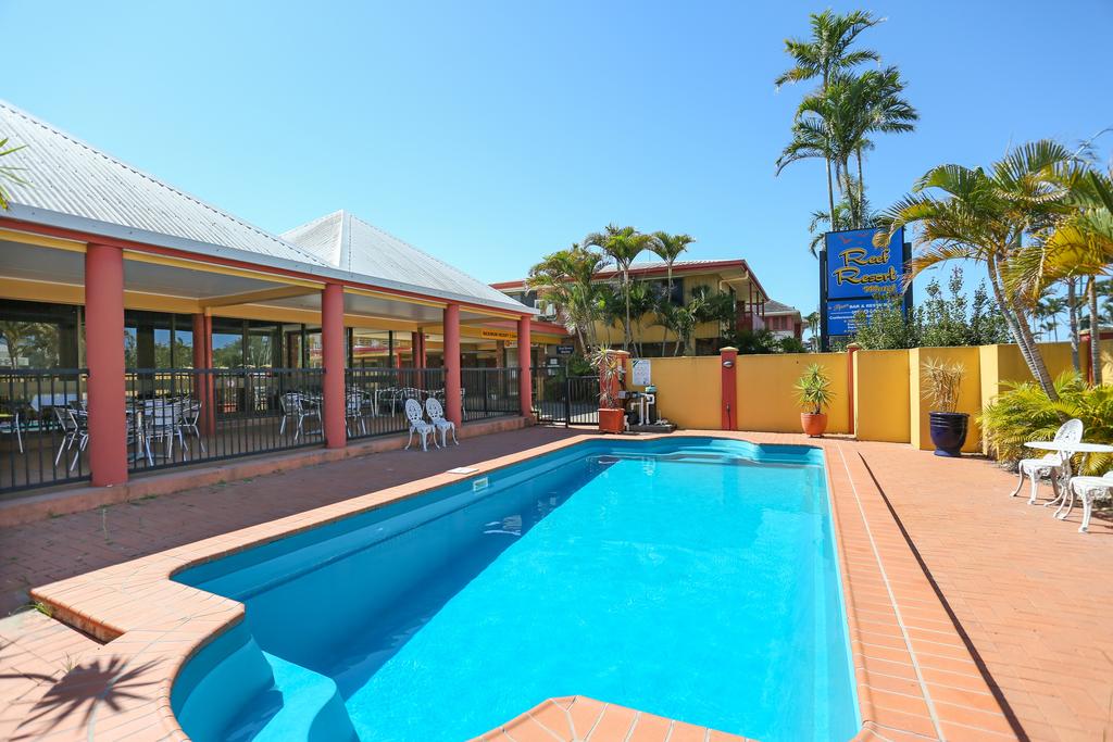 Mackay QLD Sydneys Hotel