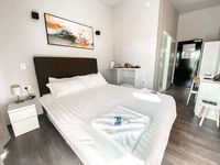 Book Richmond Accommodation Vacations Sydneys Hotel Sydneys Hotel