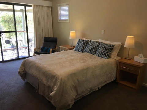 Rickaty On Blackwood - Sydneys Hotel 1