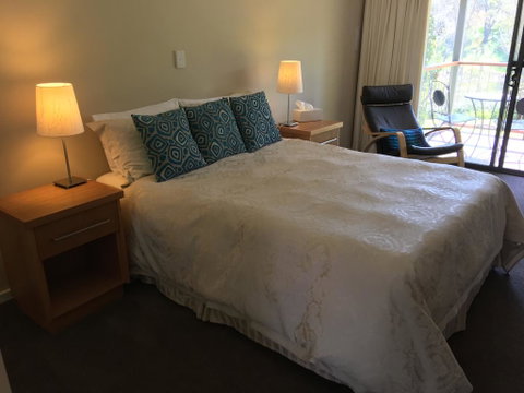 Rickaty On Blackwood - Sydneys Hotel 2