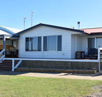 Rising Tide Beach House - Sydneys Hotel