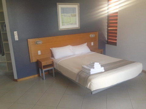 Riverview Tavern - Sydneys Hotel 0
