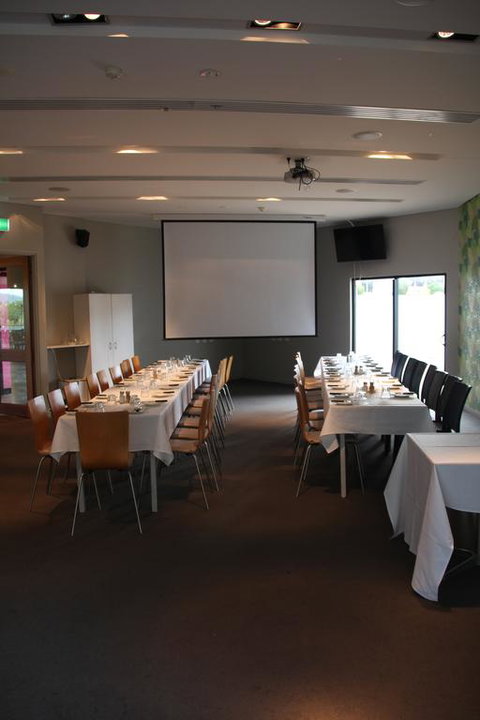 Riverview Tavern - Sydneys Hotel 3