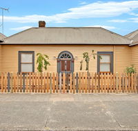 Robinson Cottage - Sydneys Hotel