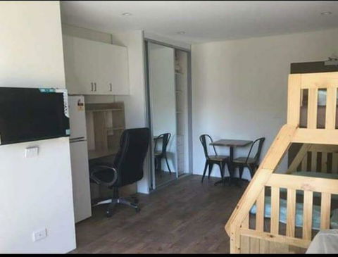 Rosebank Student Accommodation - Sydneys Hotel 0